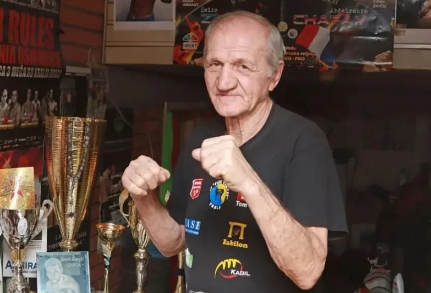Preminuo je bh. bokser Ismet Kavgić, najstariji trener u Tuzli