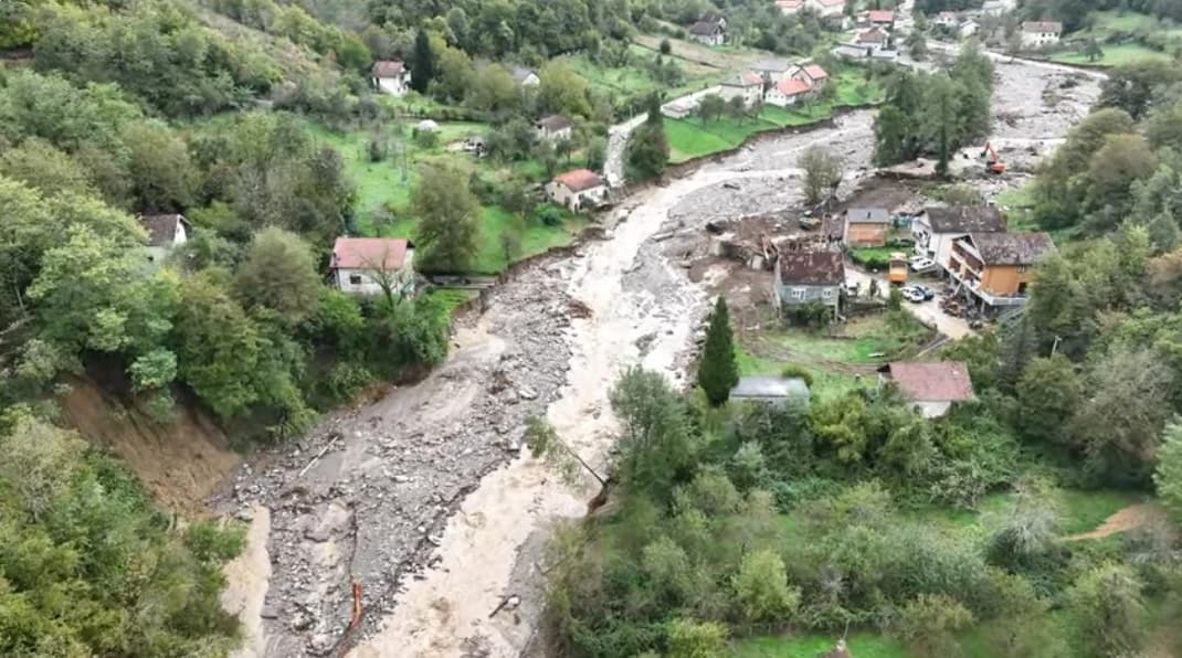U Seonici bujične poplave nosile sve pred sobom