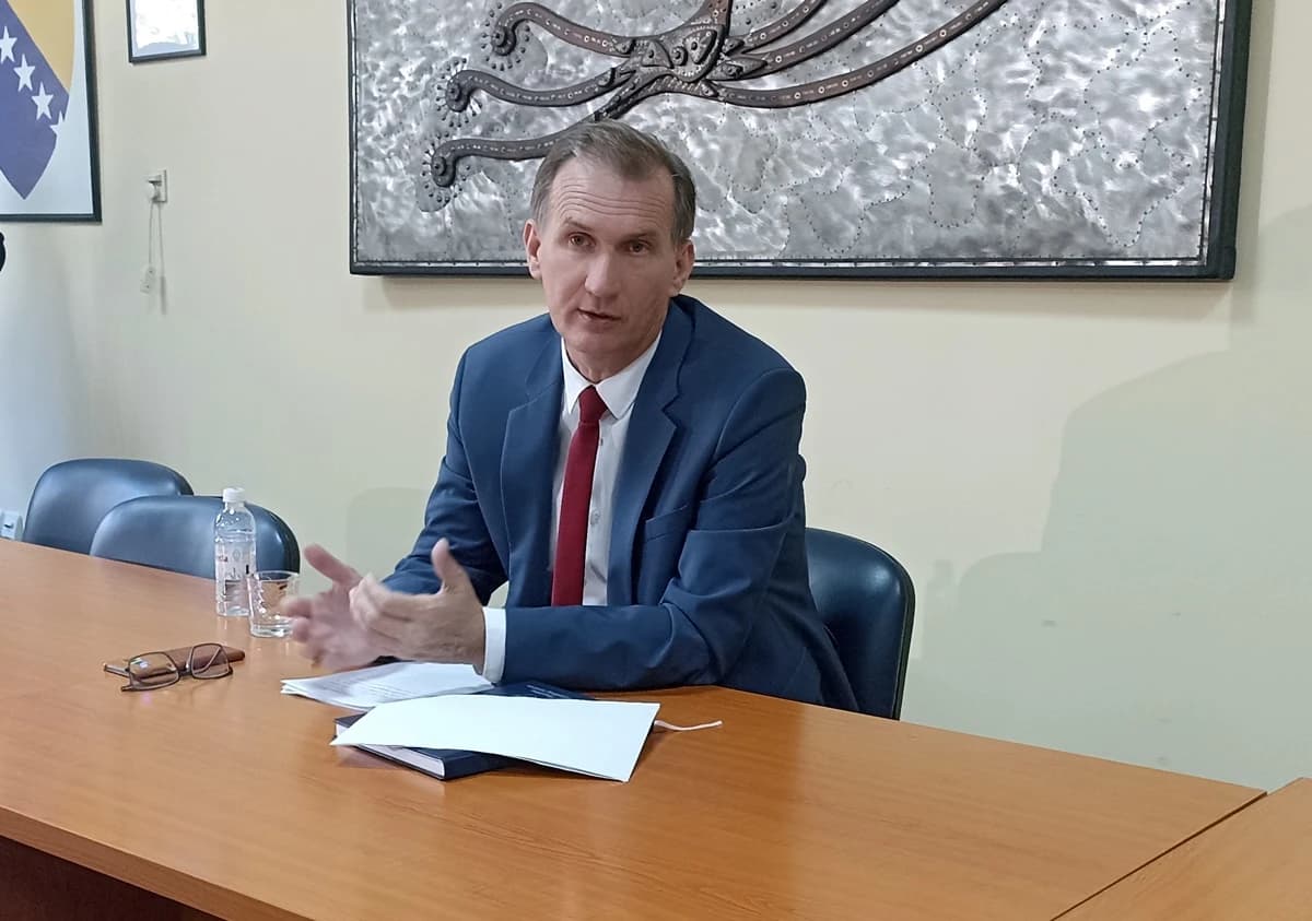Prof. dr. Šekib Umihanić