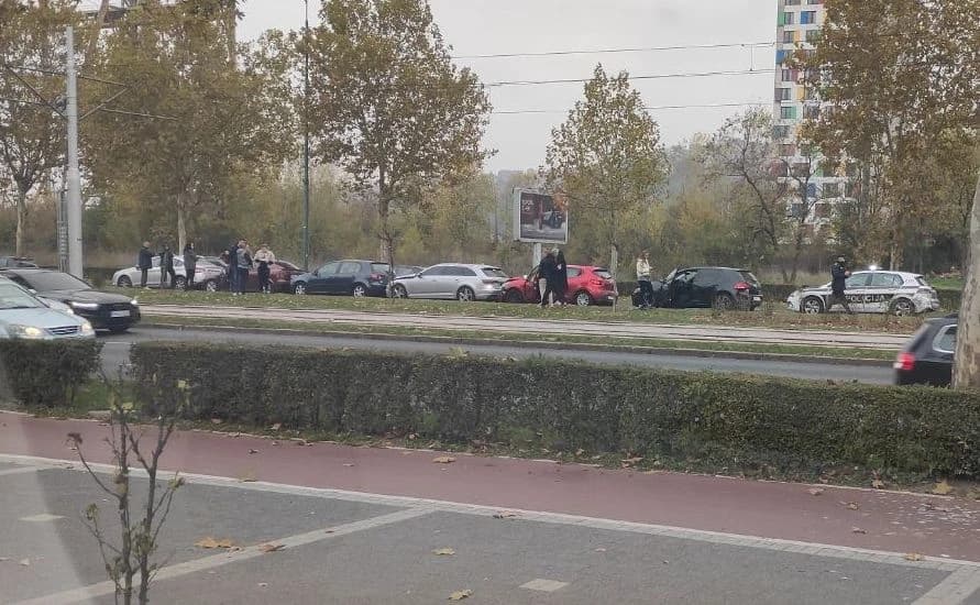 Lančani sudar na glavnoj saobraćajnici