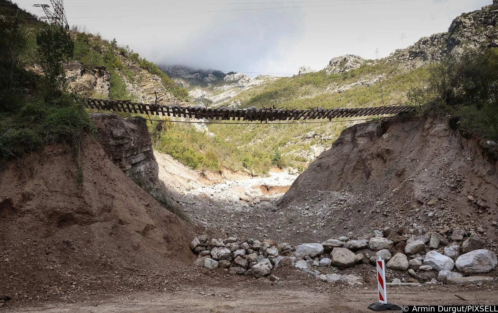 Oštećena pruga u Donjoj Jablanici