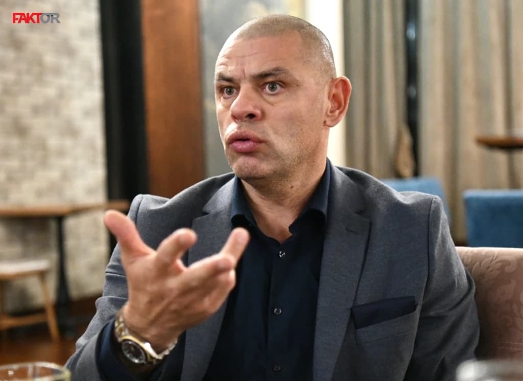 Marko Topić bez dlake na jeziku