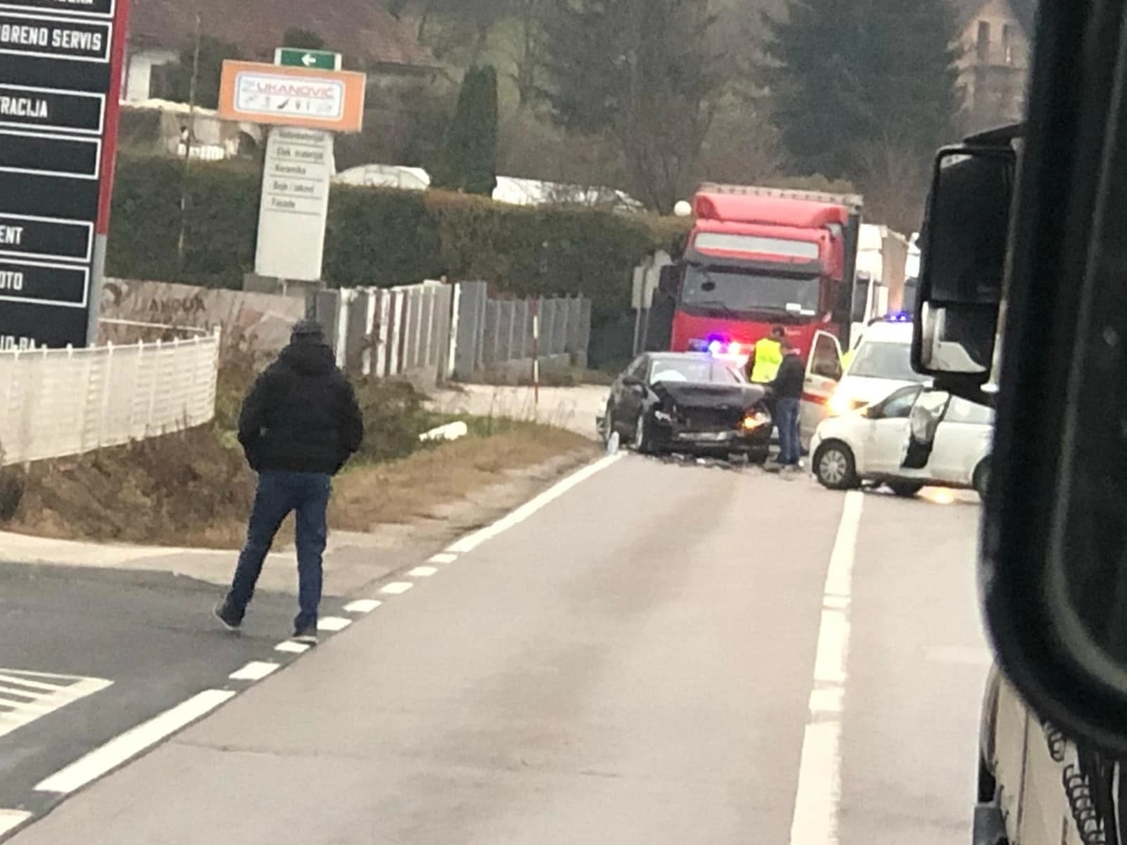 Sa mjesta događaja