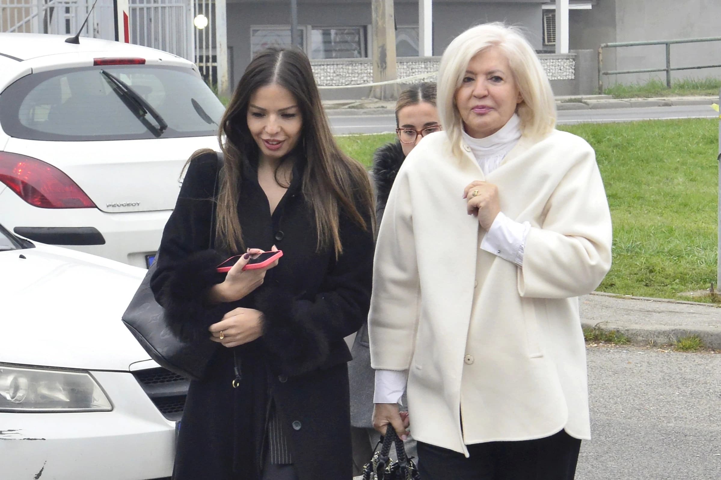 Vasvija Vidović i Nina Karačić
