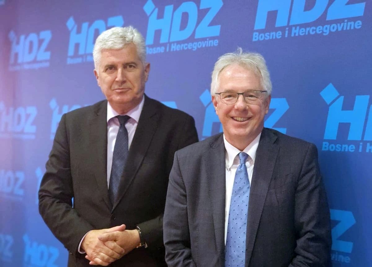 Ambasador SAD-a Michael Murphy sa Draganom Čovićem