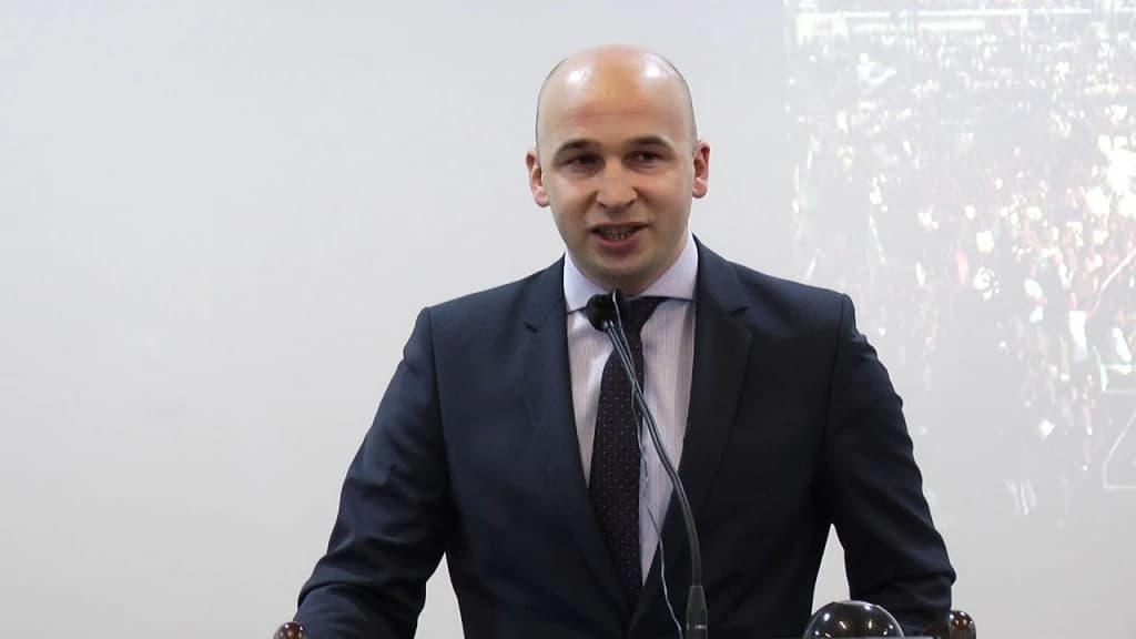 Nezir Pivić