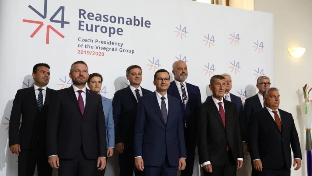 Denis Zvizdić na skupu u Pragu