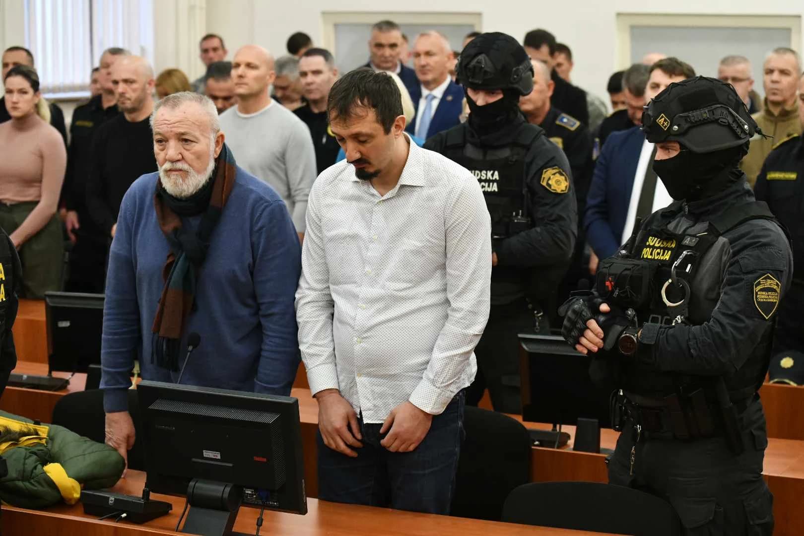 Aleksandar Macan i njegov advokat Duško Tomić prilikom izricanja presude