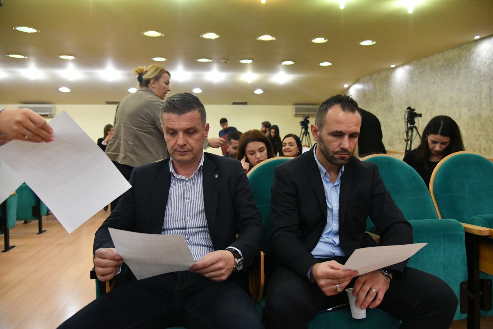 Nezir Hadžić, Adis Šahmanija