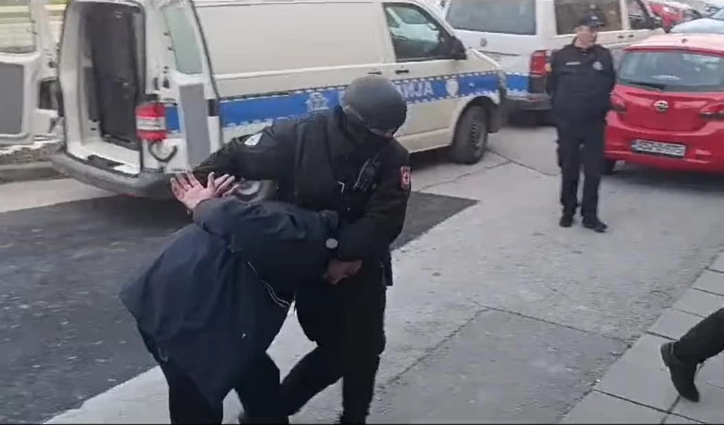Privođenje osumnjičenog u Tužilaštvo