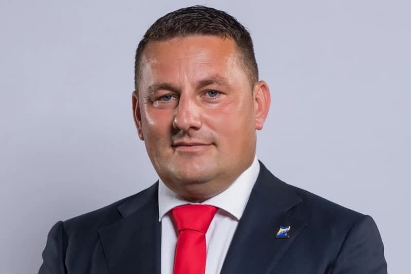 Husein Tokić