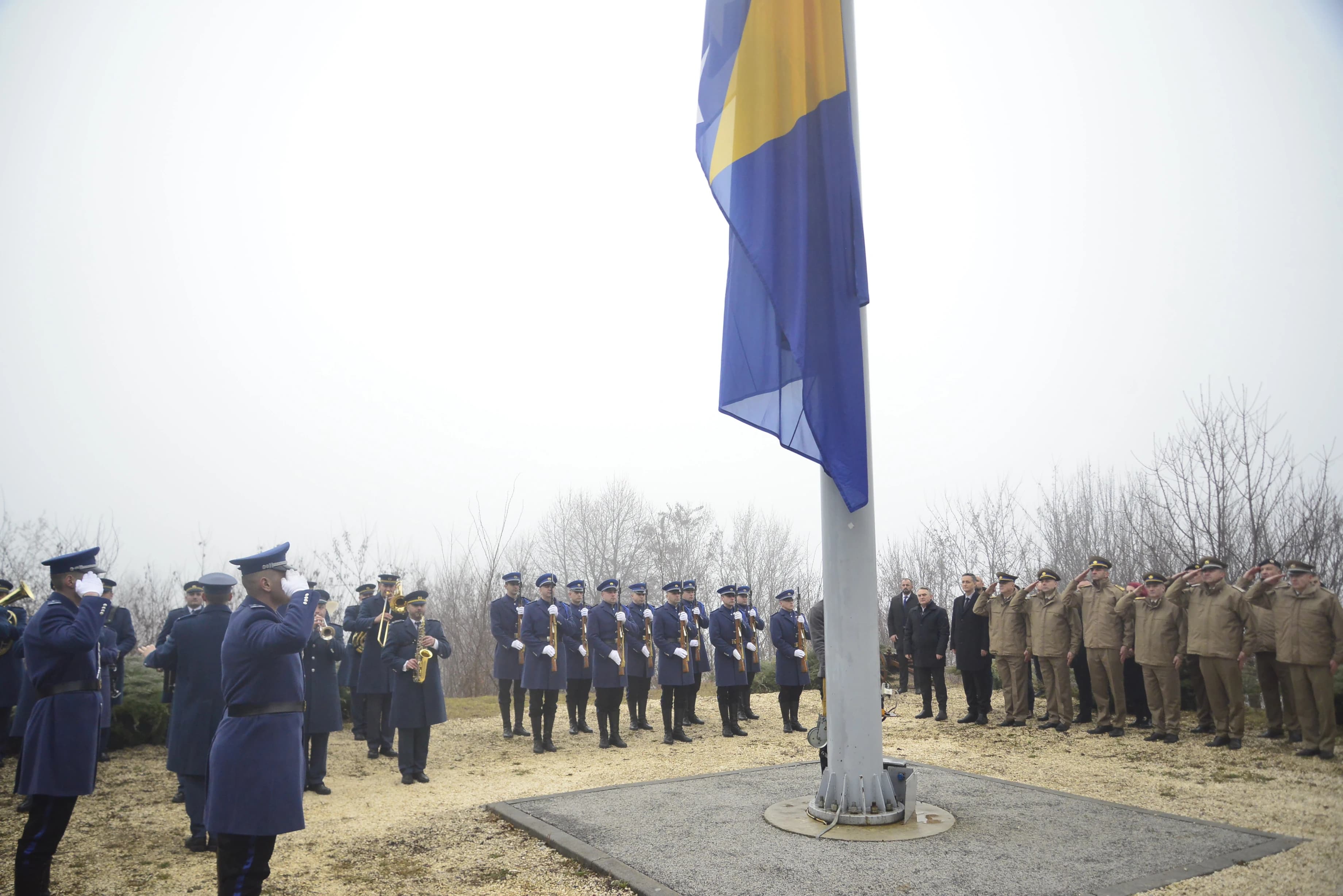Podizanje zastave BiH