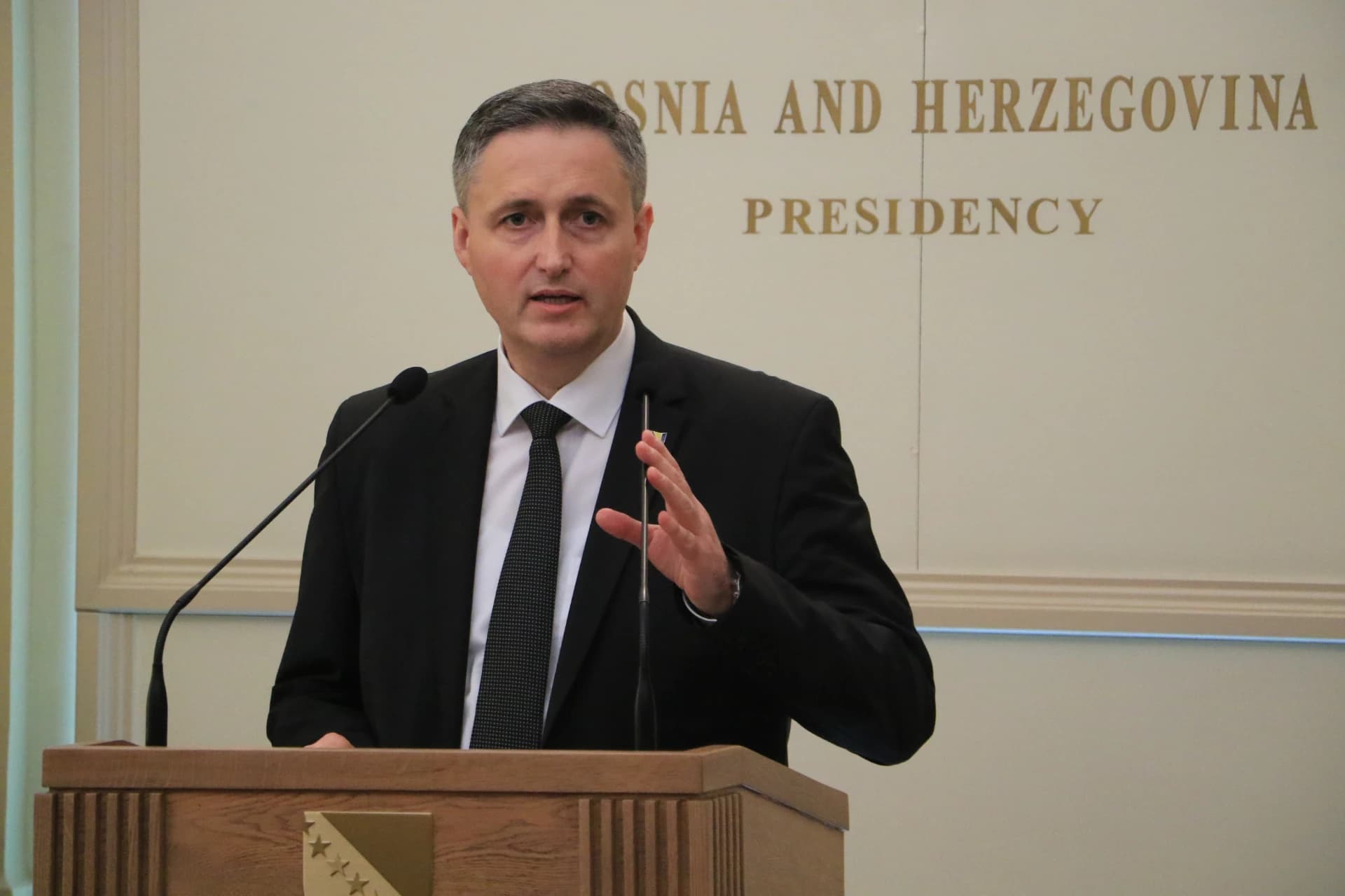 Denis Bećirović