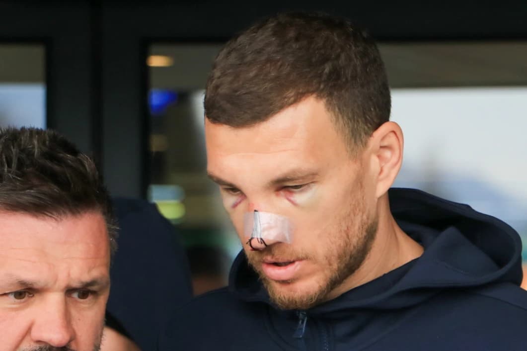 Džeko jutros na sarajevskom aerodromu