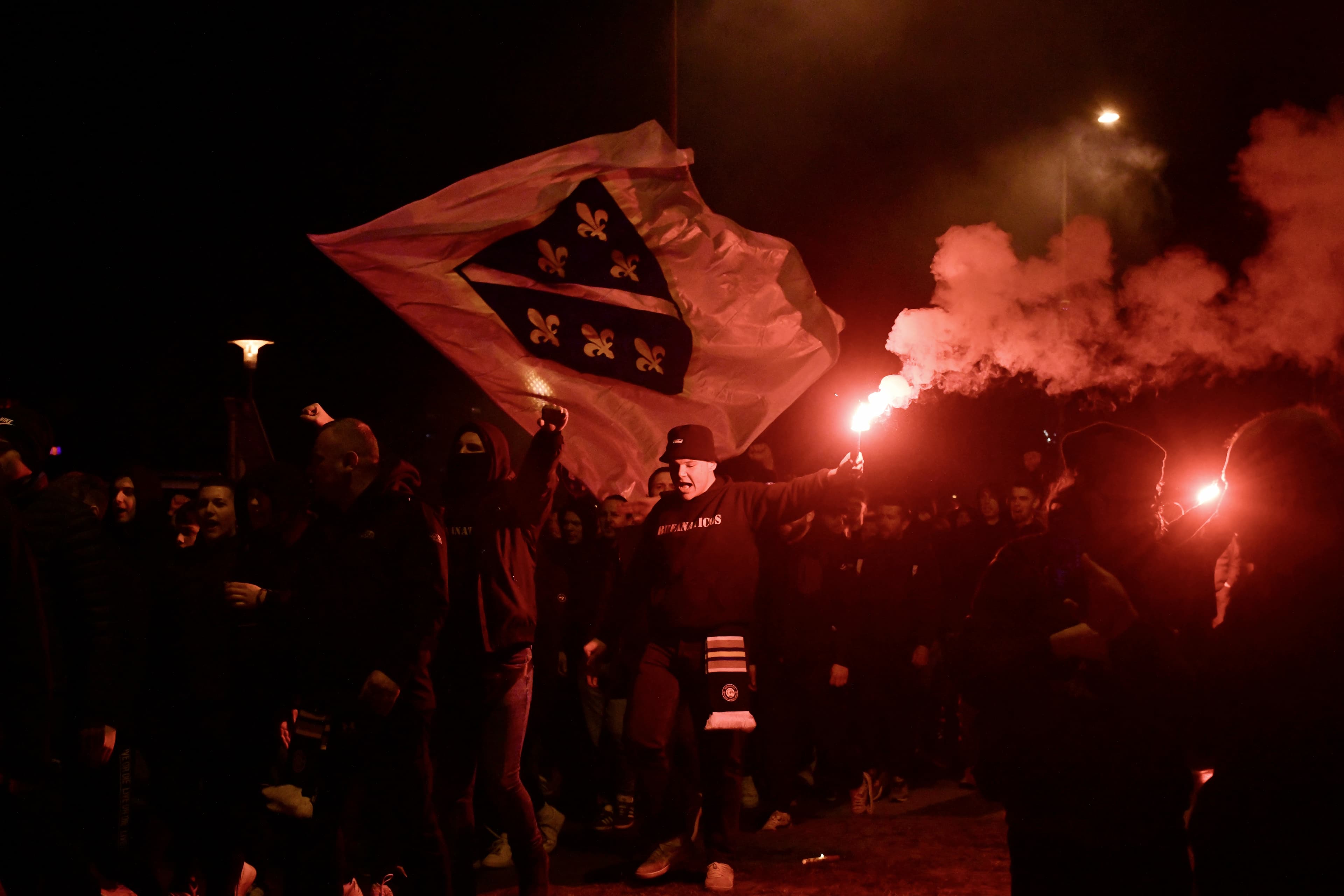 Korteo BiH navijači