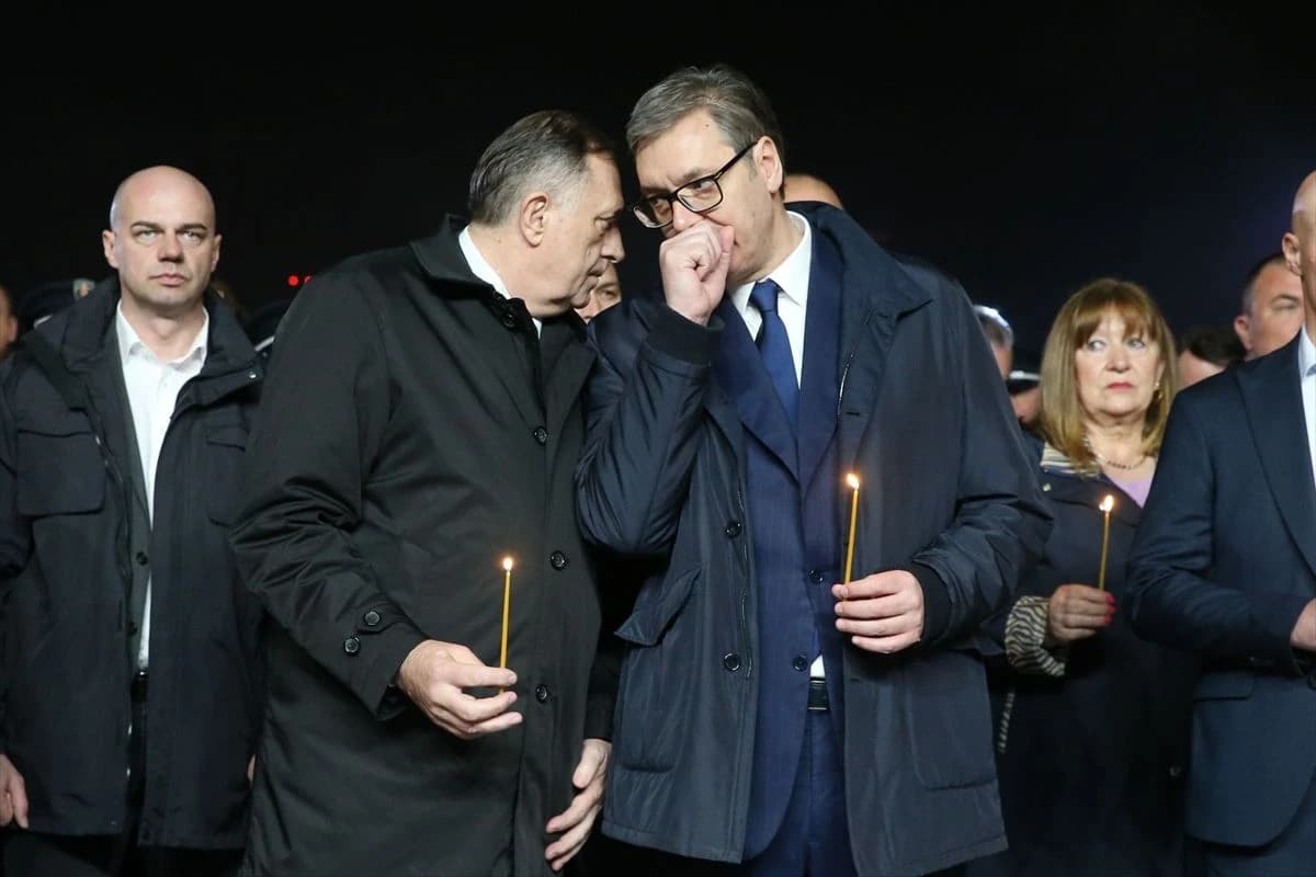 Milorad Dodik u društvu Aleksandra Vučića