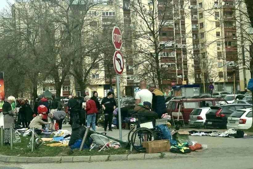 Ulična prodaja u Tuzli