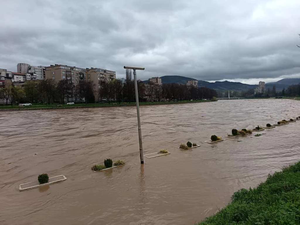 Identitet žene nije poznat