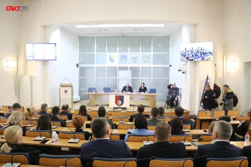 Zastupnici raspravljaju o budžetu od 1, 88 milijardi KM