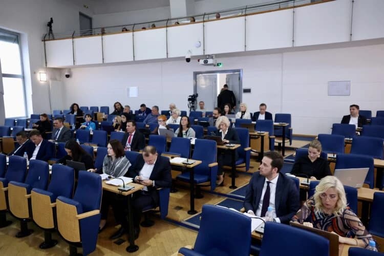 Sjednica je trajala do kasno u noć