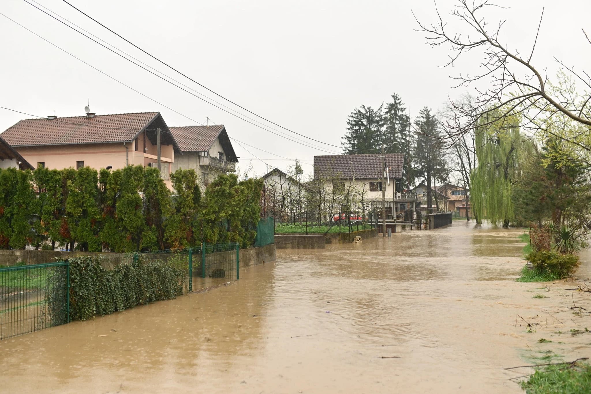 Prijavljeno je više od 120 klizišta i odrona