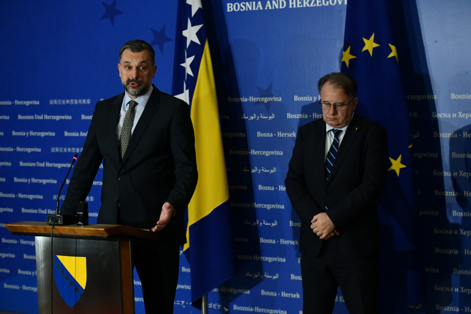 Press nakon sastanka, Trojka, HDZ, opozijca RS
