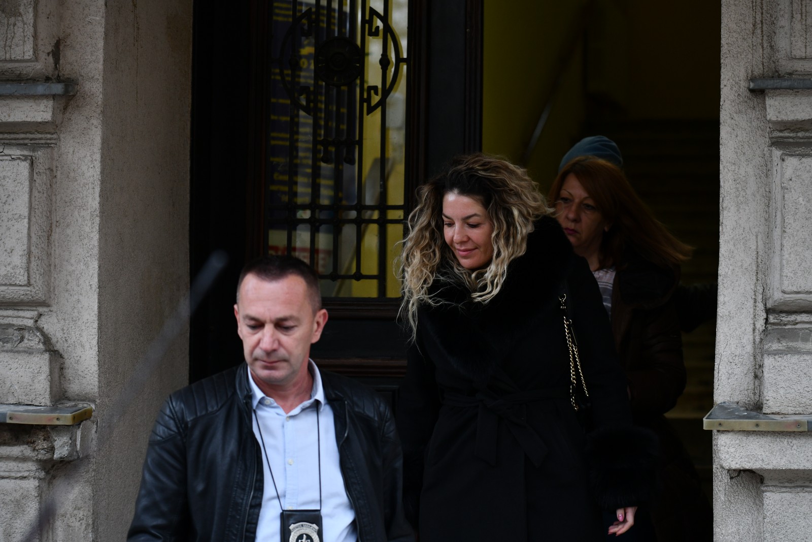 Hapšenje, Pretres , Akcija "Koverta", Adna Mesihović, Dženita Viteškić