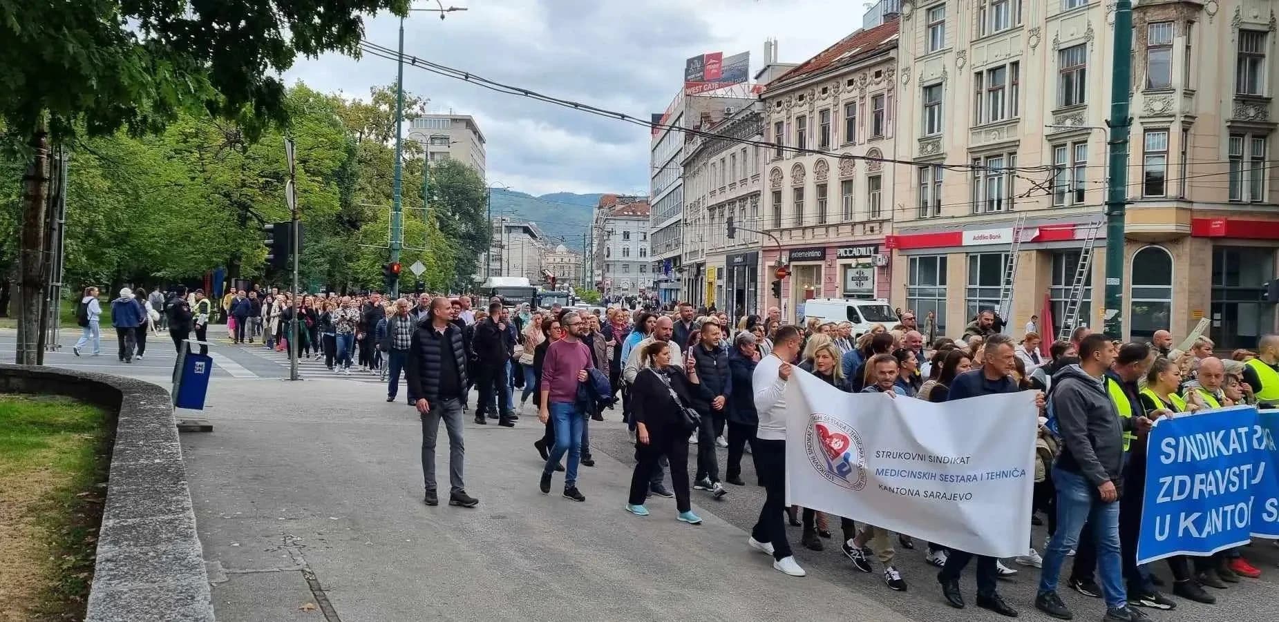 Detalj sa prošlogodišnjih protesta radnika u zdravstvu KS