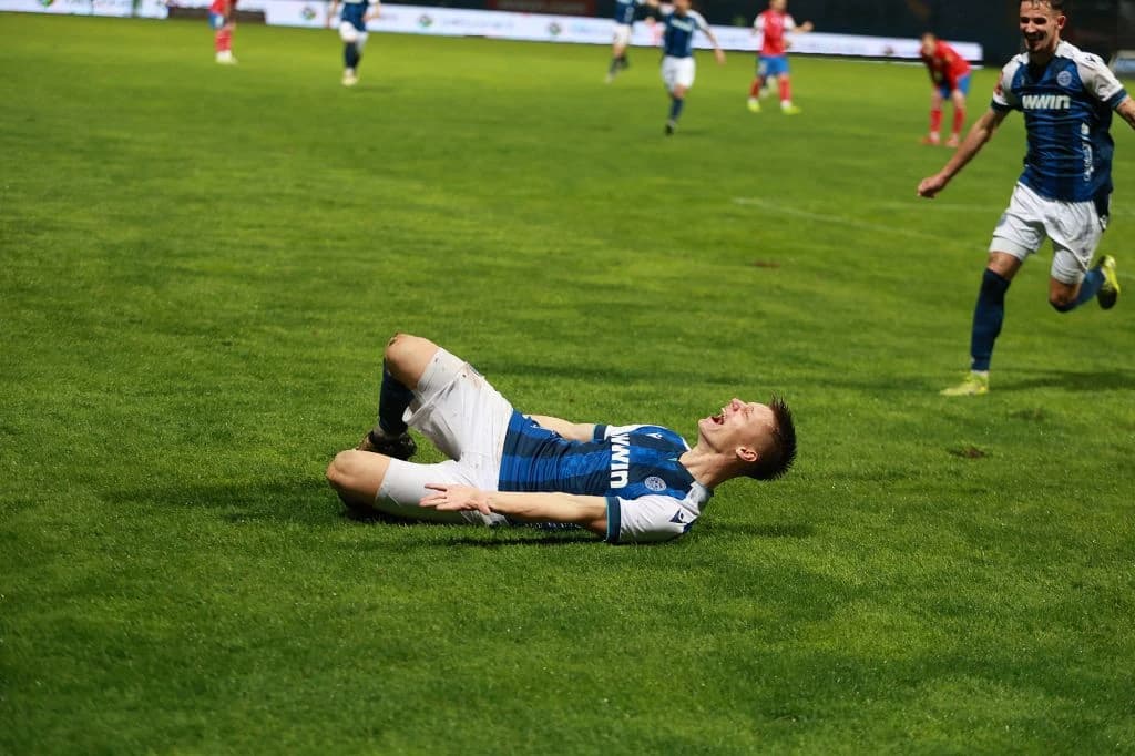 Šošić slavi pobjedonosni pogodak