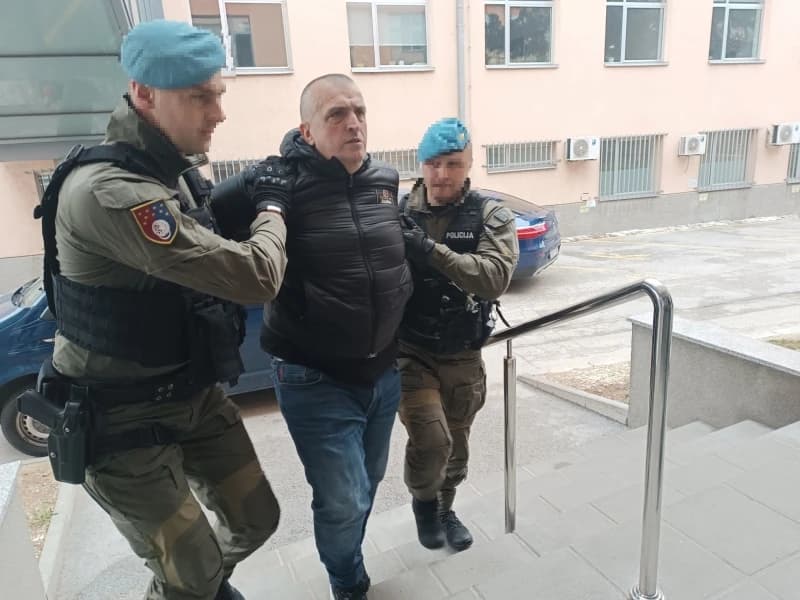 Fikret Kajević tokom jednog od ranijih privođenja