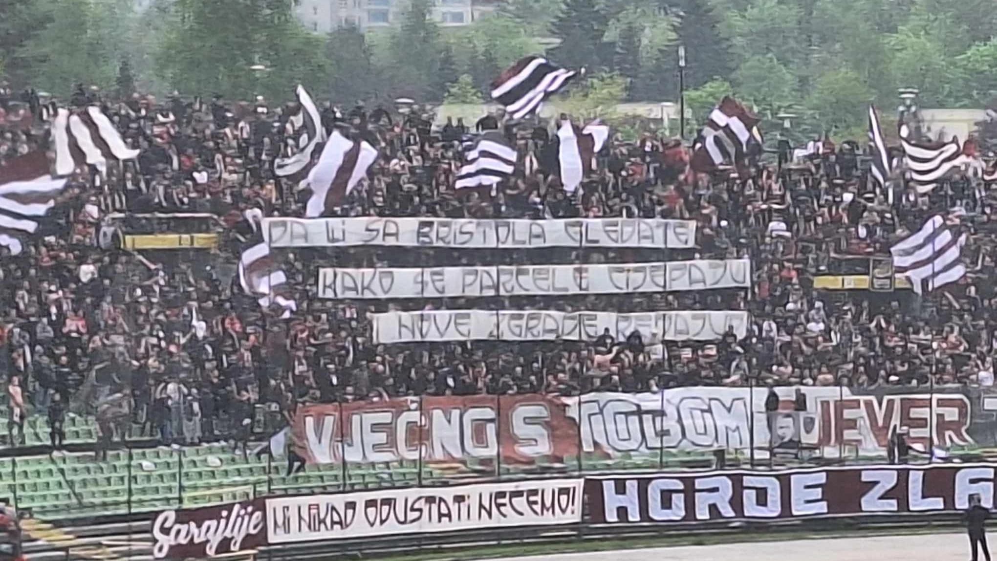 Navijači Sarajeva "bocnuli" Plave