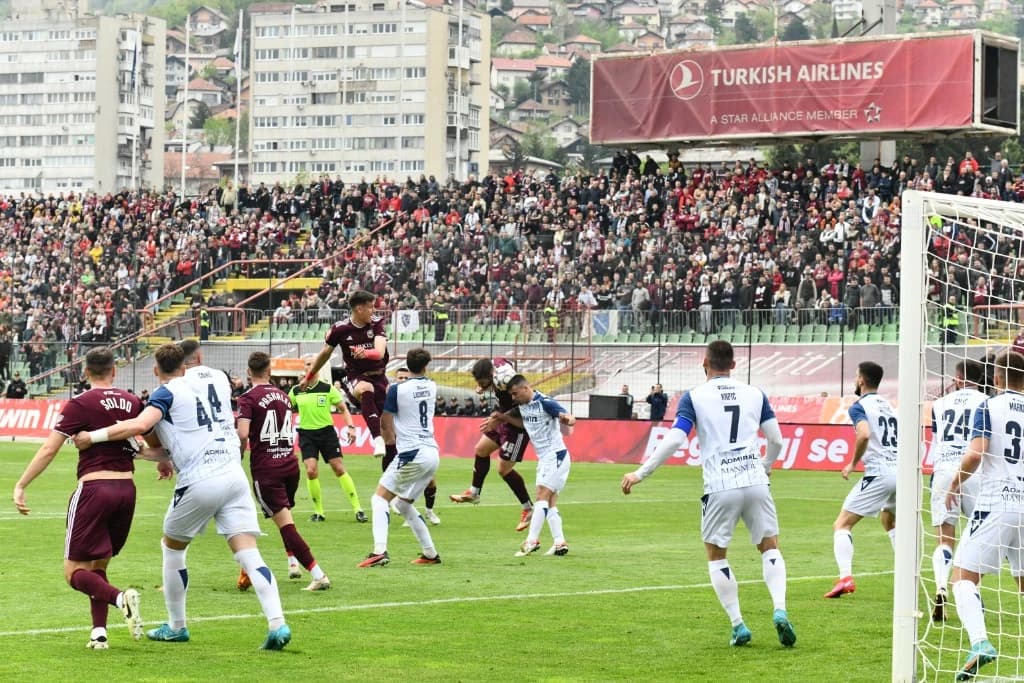 Seniori su upisali bolan poraz na najvećem bh. stadionu