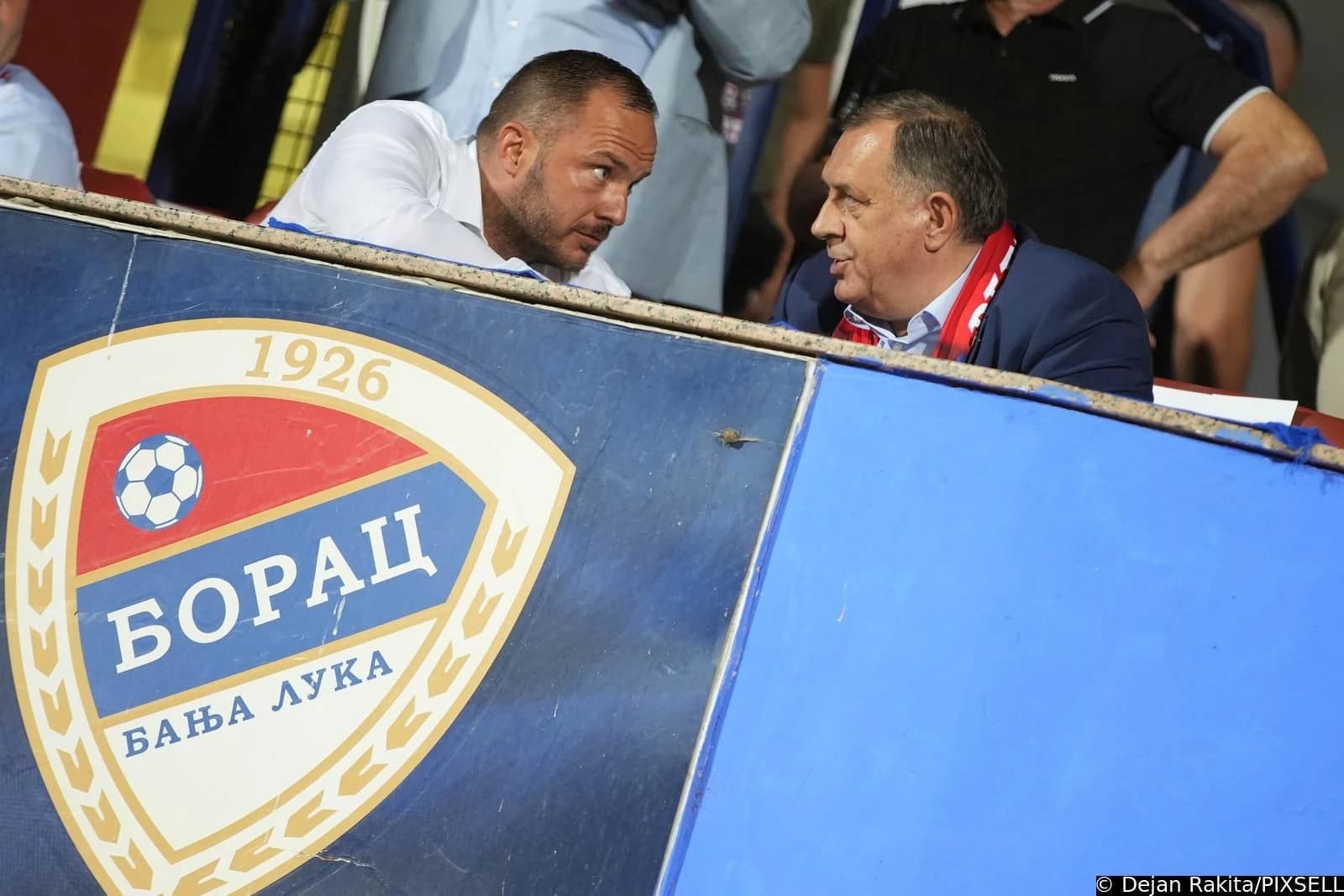 Vico Zeljković i Milorad Dodik na utakmici Borca