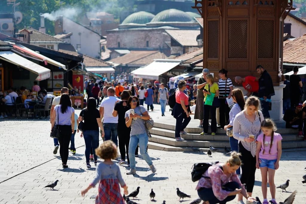 Vrijeme sunčano uz umjerenu oblačnost