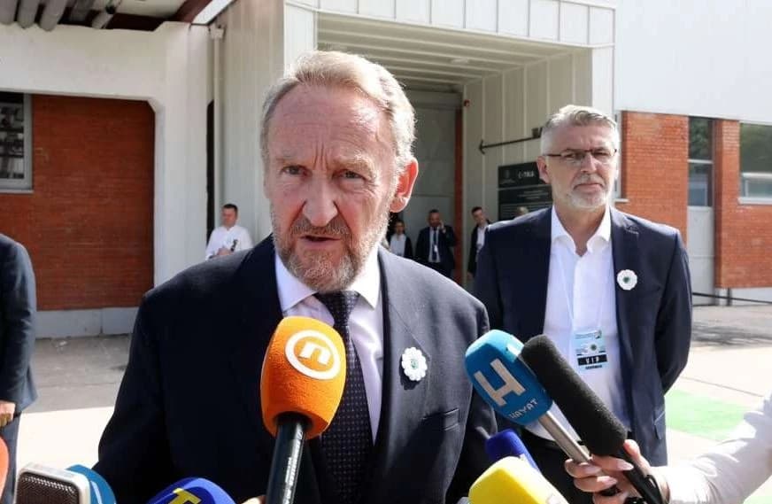 Bakir Izetbegović