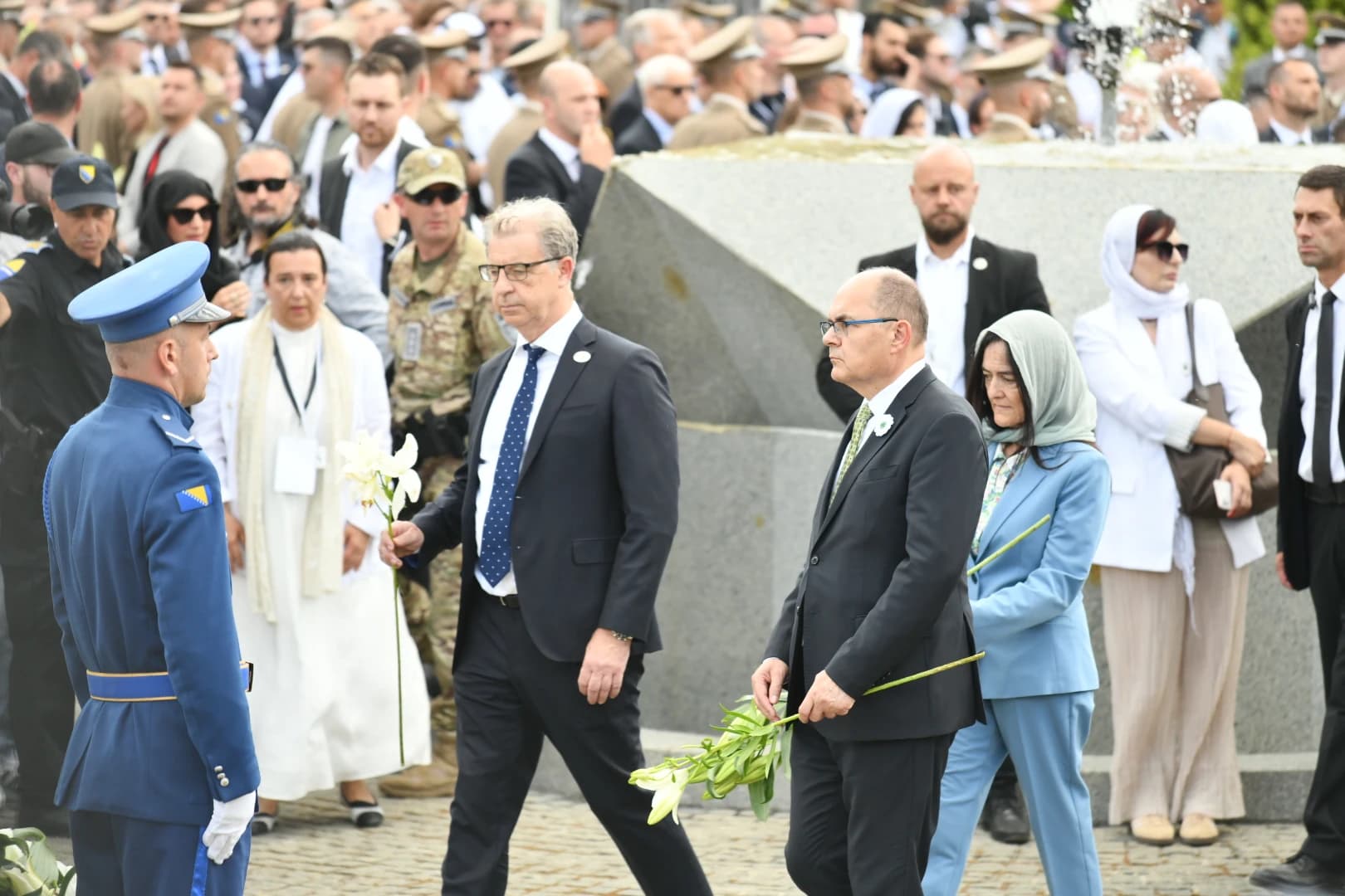 Shristian Schmidt u Potočarima