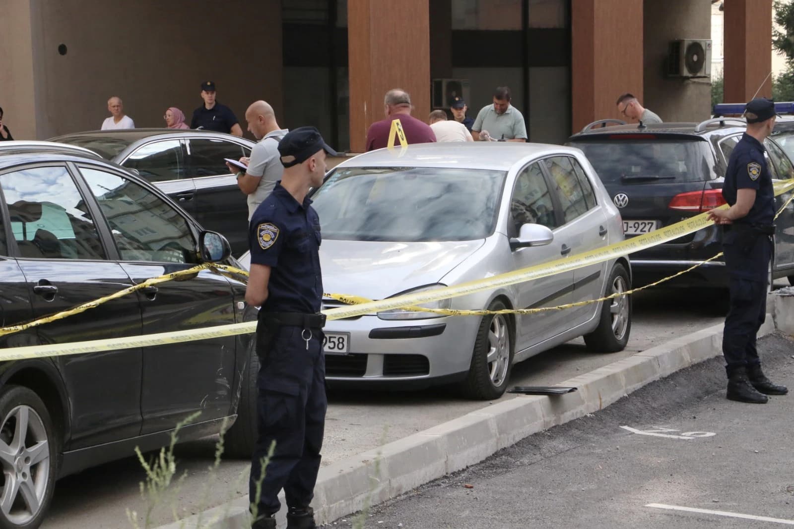 Oštećeno više vozila