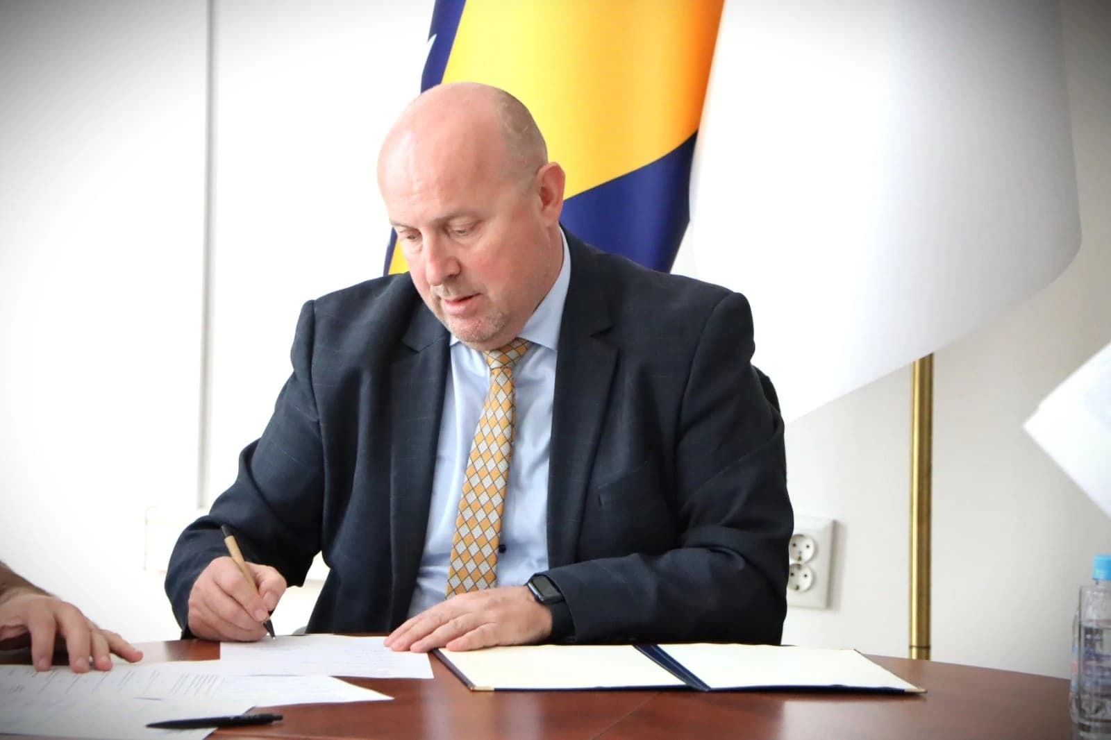Ministar zdravstva KS Enis Hasanović