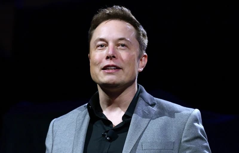 Novi lik, kako navodi Musk, imat će romantične i zavodljive osobine
