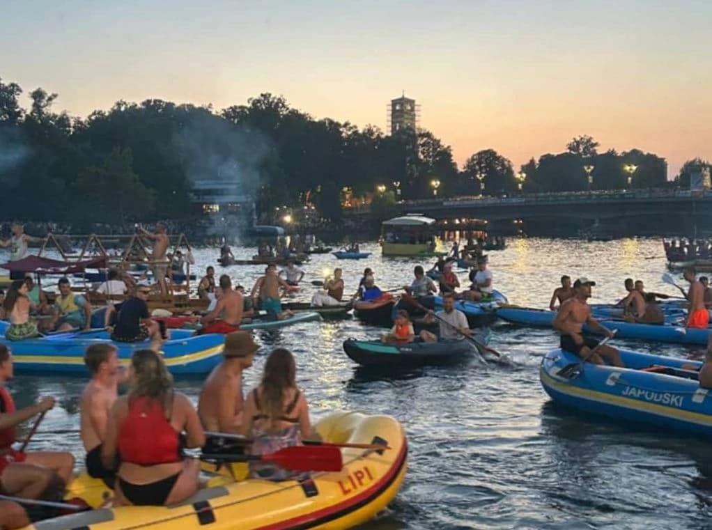 Više od 1.000 veslača ušlo u Bihać
