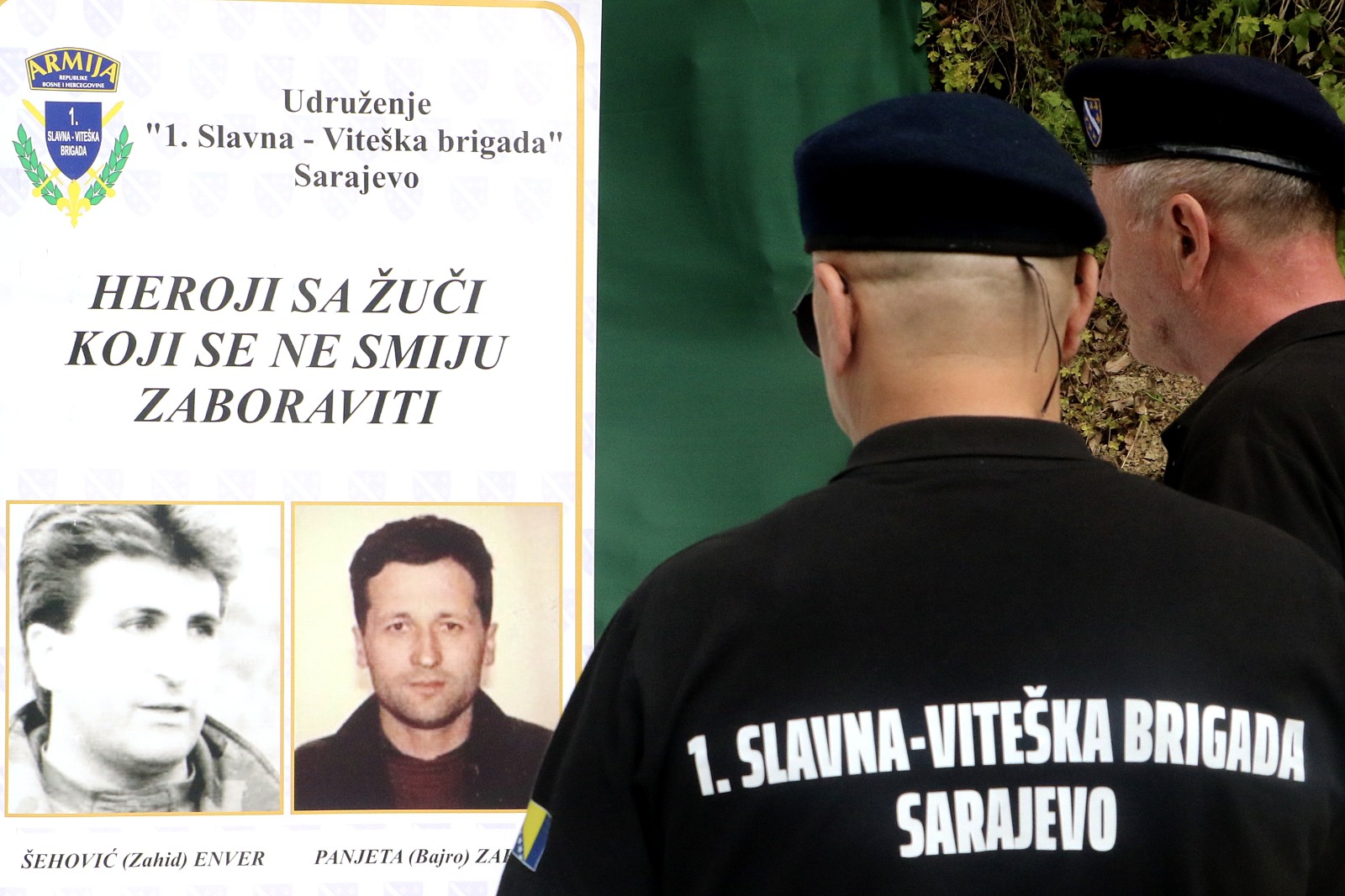 Otkrivanje spomenika Enveru Šehoviću, Zahiru i Esadu Panjeti, Zlatku Kalamijuću, brdo Žuč