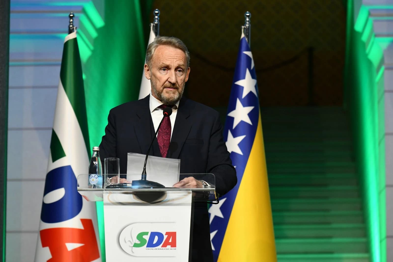 Bakir Izetbegović