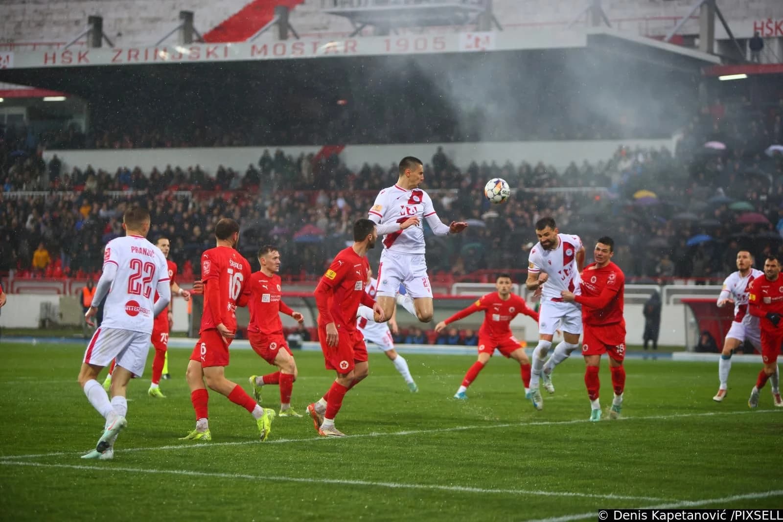 Savić je prošle sezone odigrao 24 utakmice za Mostarce