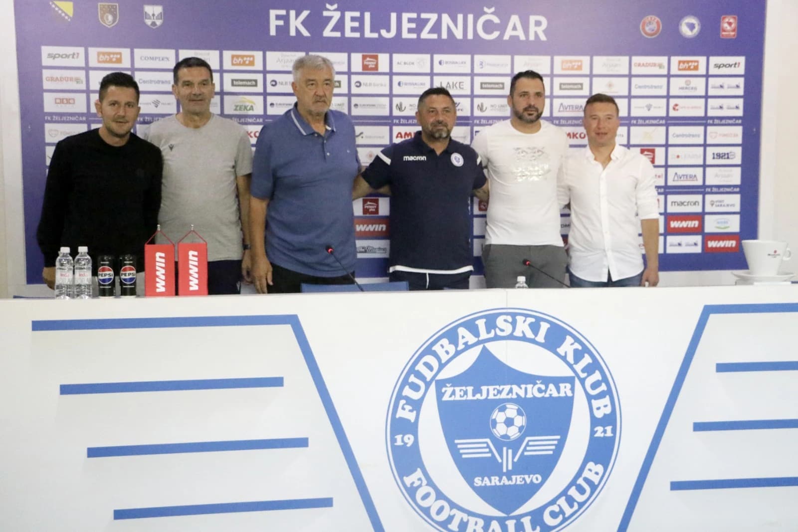 Starovlah i Adžem sa trenerima