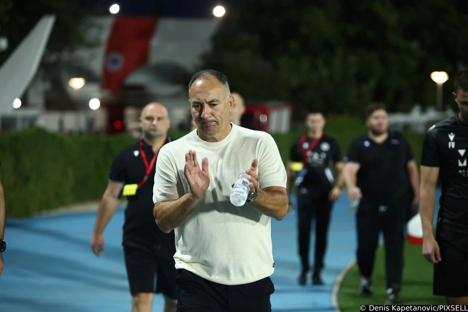 Igor Štimac ljut na sudiju
