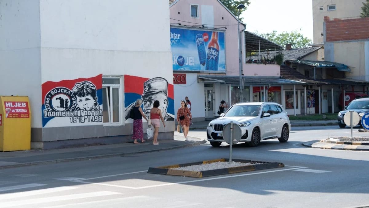 Mural posvećen mladiću