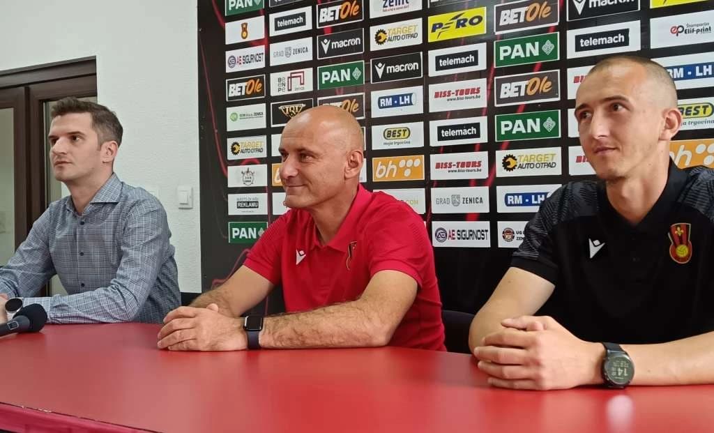 Sa konferencije za medije
