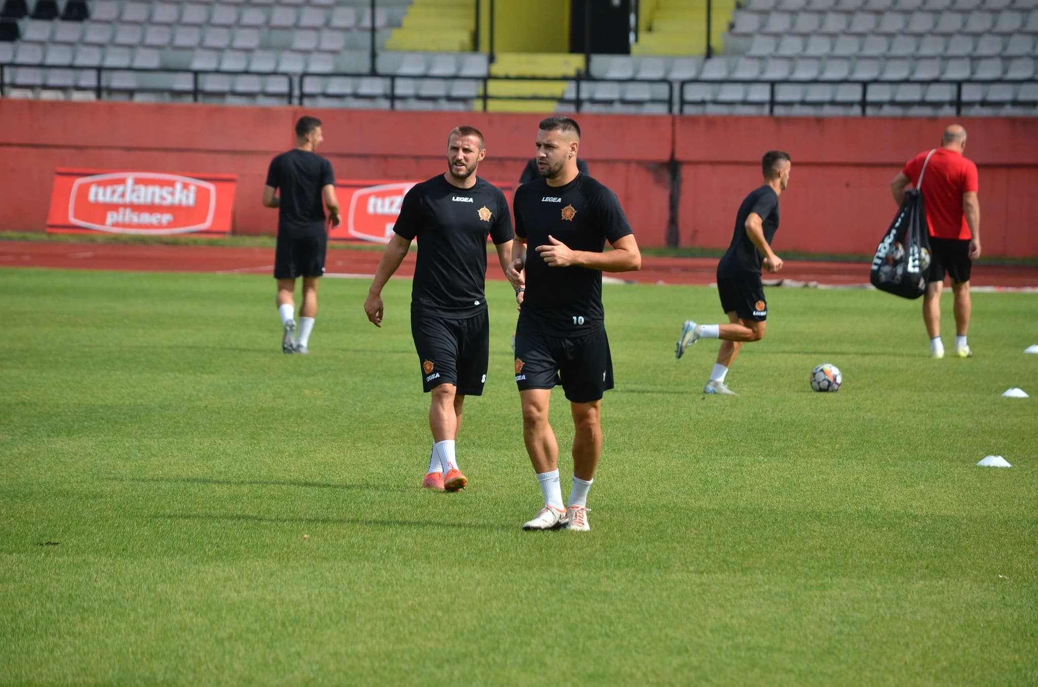 Husejinović i Smajić
