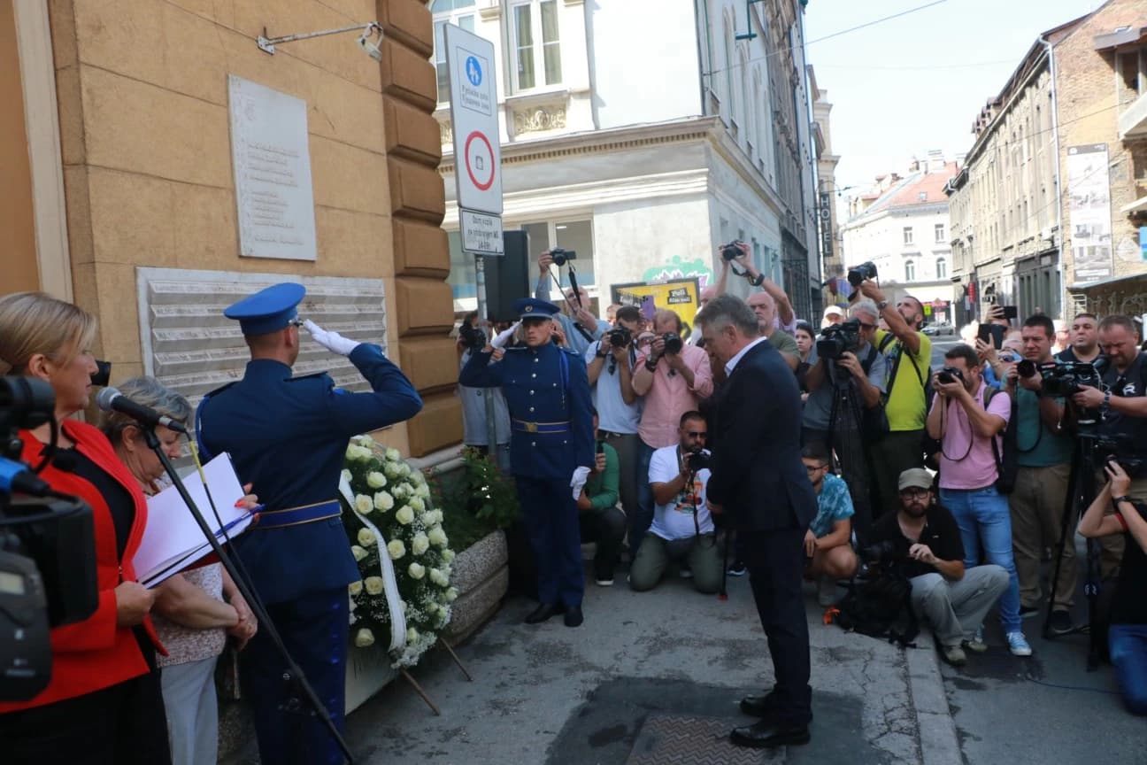 Željko Komšić odaje počast žrtvama masakra