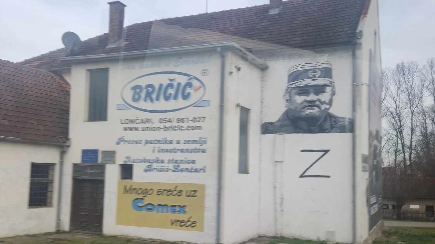 Mural zločincu u Lončarima
